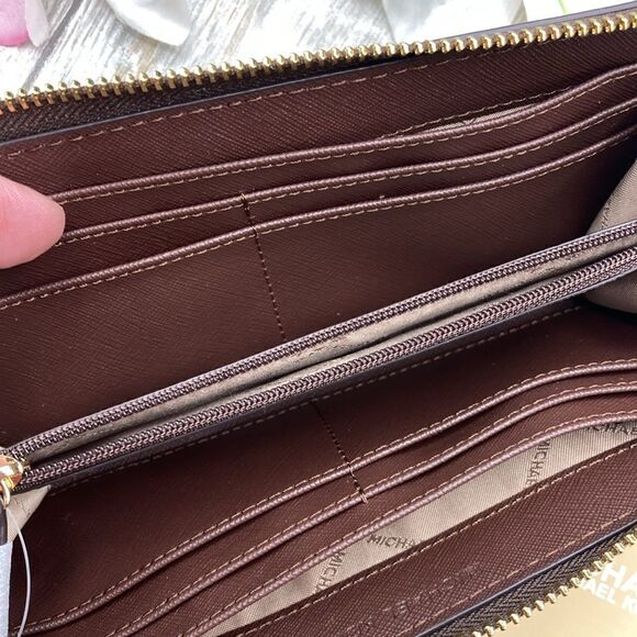 Michael Kors Jet Set Travel Large Saffiano Leather Quarter-Zip Wallet Bag Purse - Picture 8 of 12